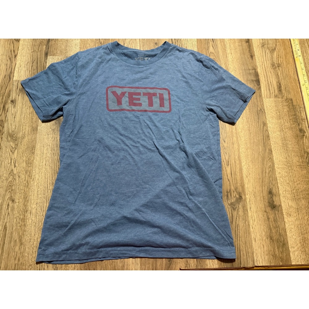 YETI T Shirt Mens Medium Blue Adult Graphic Logo Short Sleeve Used Excellent